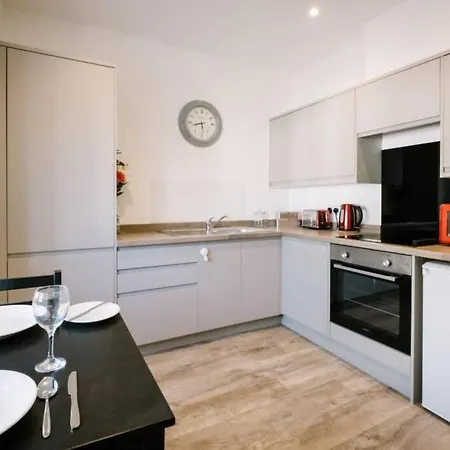 Oak View Flat In Central Bowness-on-windermere, Lake District * Bowness-on-Windermere